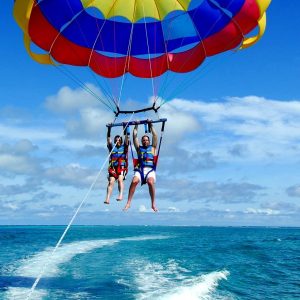 Vacation_On_Parasailing__7_
